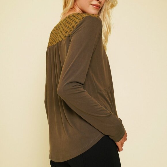 MYSTREE MIX MEDIA HENLEY TOP - Picture 6 of 8